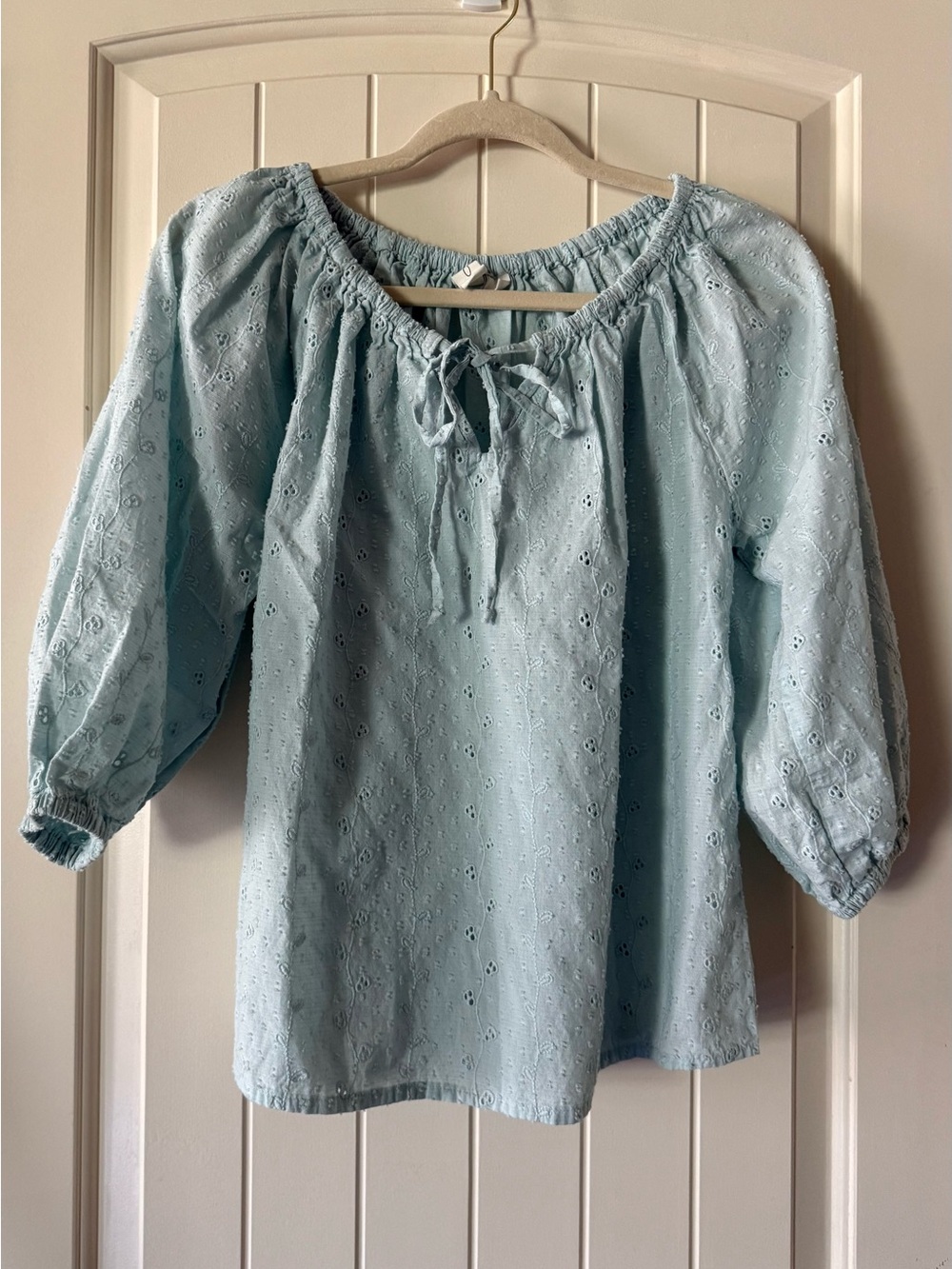 Joie Light Blue Eyelet Peasant Blouse 100% cotton